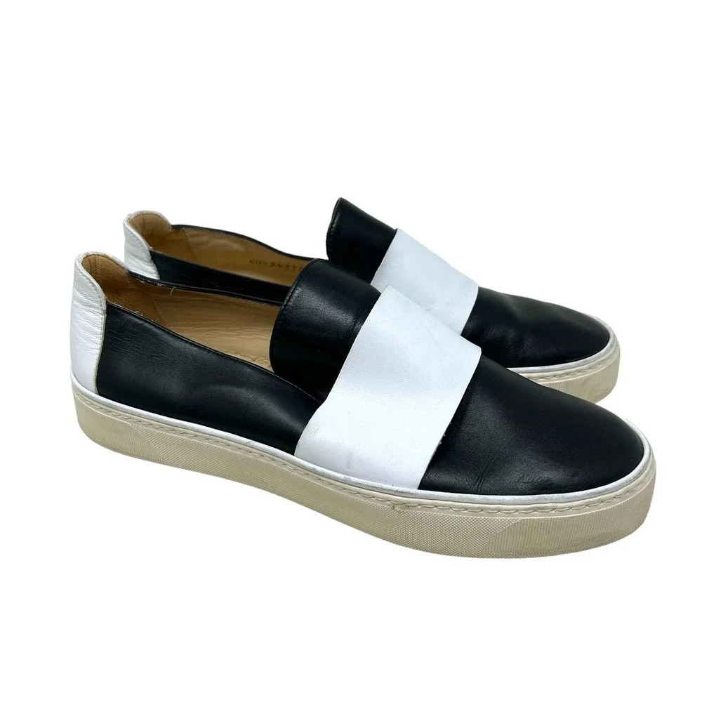 Stuart Weitzman‎ Leather Colorblock Slip-on Sneakers Black White Size 8.5